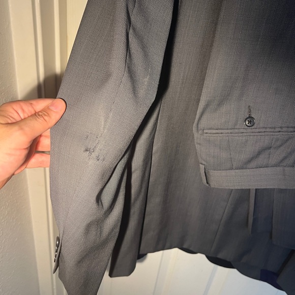 Sacks 5th Ave size 40L - Picture 5 of 7